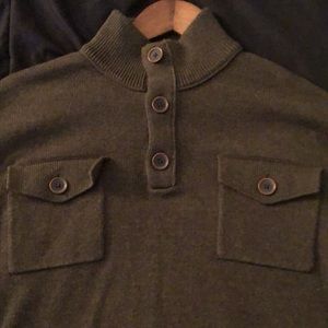 Banana Republic L Buttoned Turtleneck Sweater